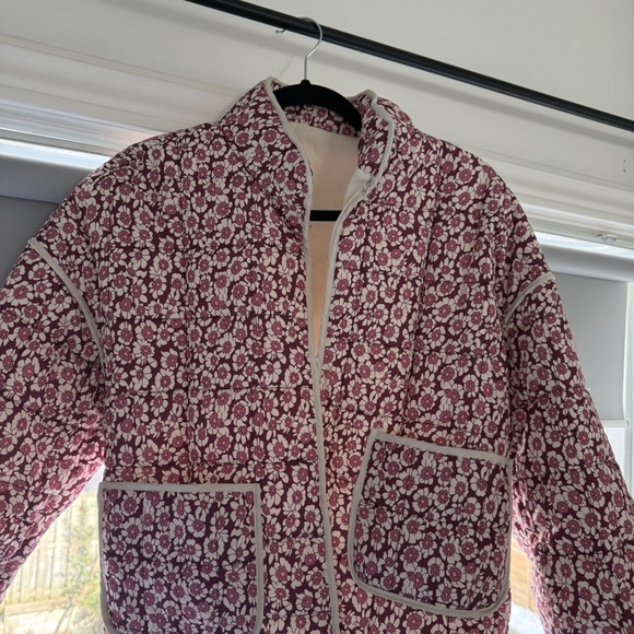 Floral Quilted Jacket - Picture 3 of 4